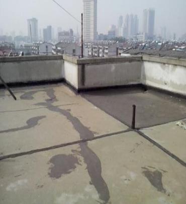 惠济区漏水维修 楼顶漏水是什么原因，楼顶漏水维修方法是什么?